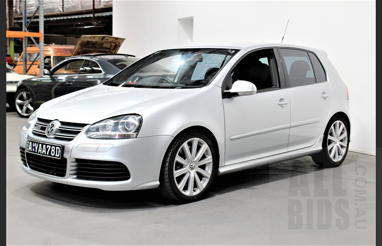 7/2009 Volkswagen Golf R32 MK5 1K MY09 5d Hatchback Metallic Silver 3.2L AWD VR6