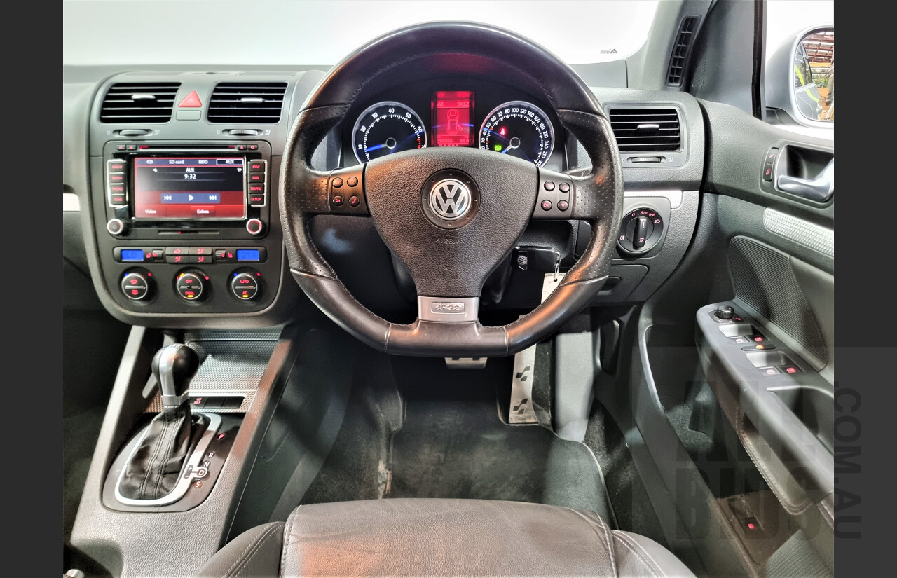 7/2009 Volkswagen Golf R32 MK5 1K MY09 5d Hatchback Metallic Silver 3.2L AWD VR6