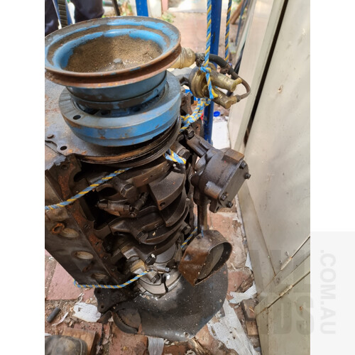 Ford V8 Engine - Bottom End