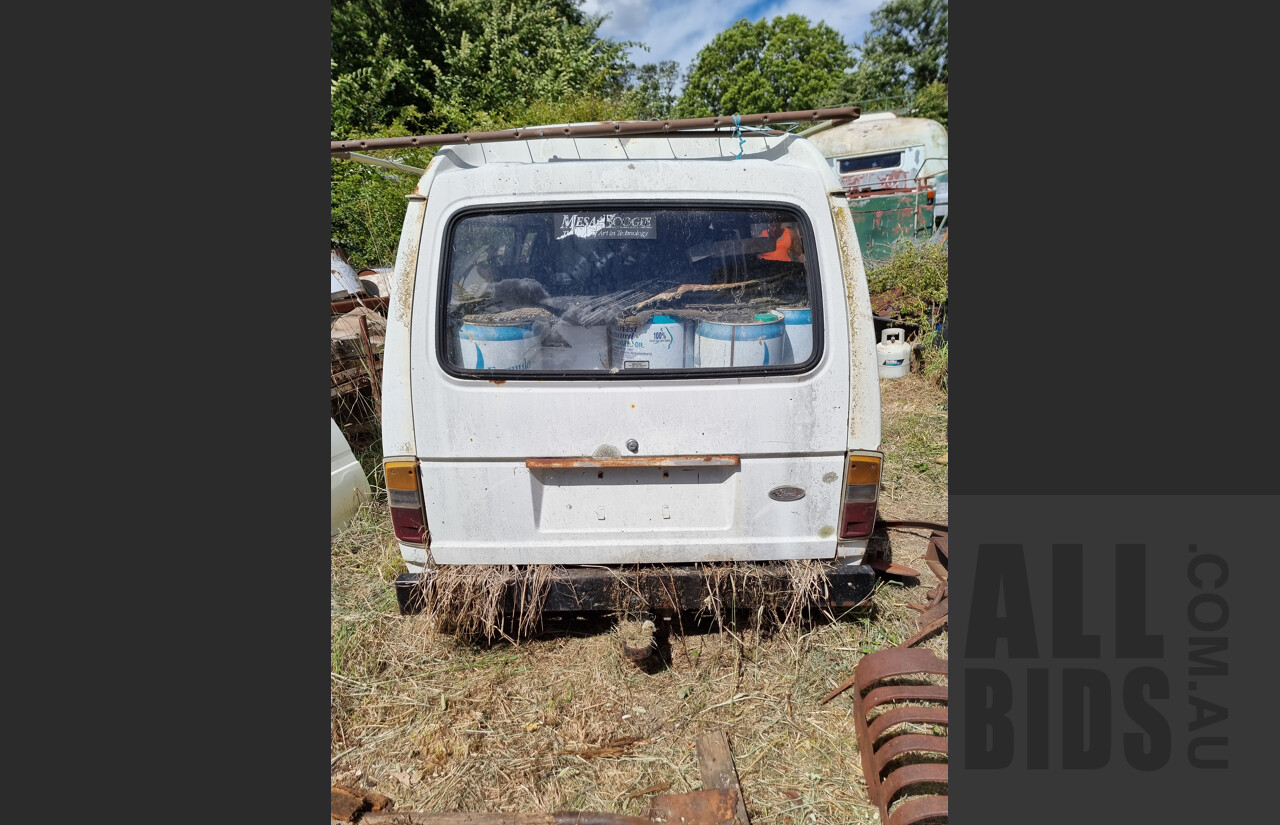 1982 Ford Econovan 100D Van 2.2L Diesel