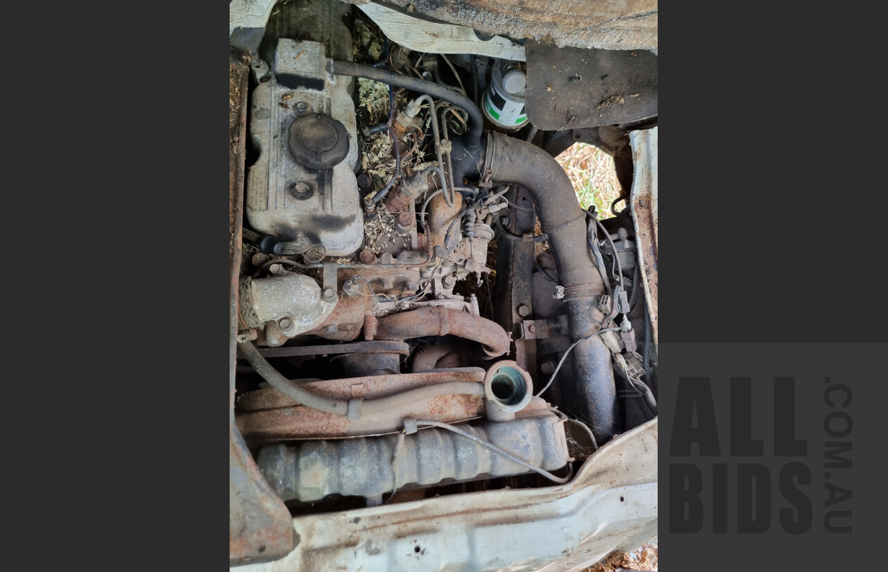 1982 Ford Econovan 100D Van 2.2L Diesel