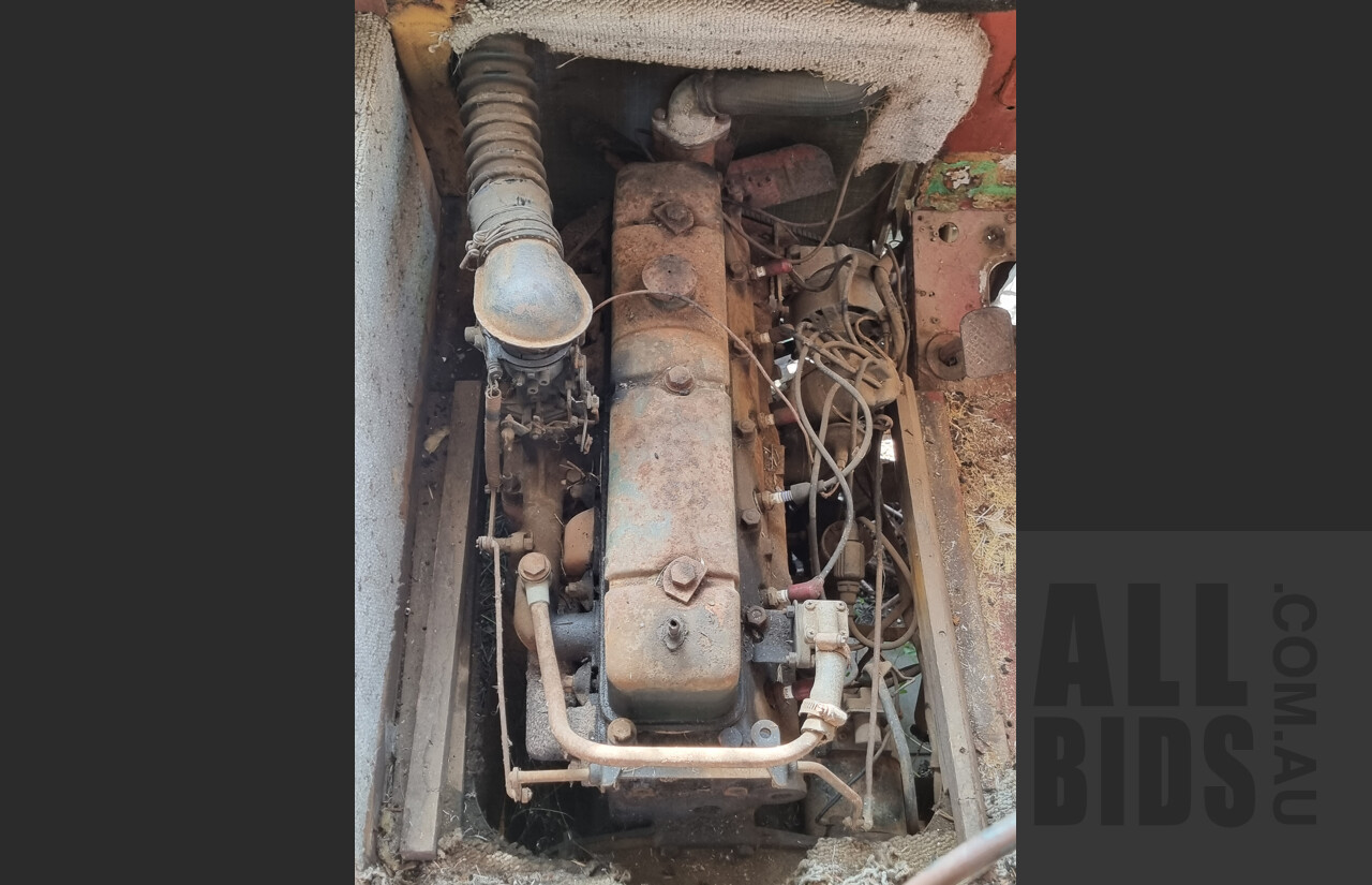 Circa 1950's BMC 345FG 4x4 Bus / Motorhome  - Project Vehicle