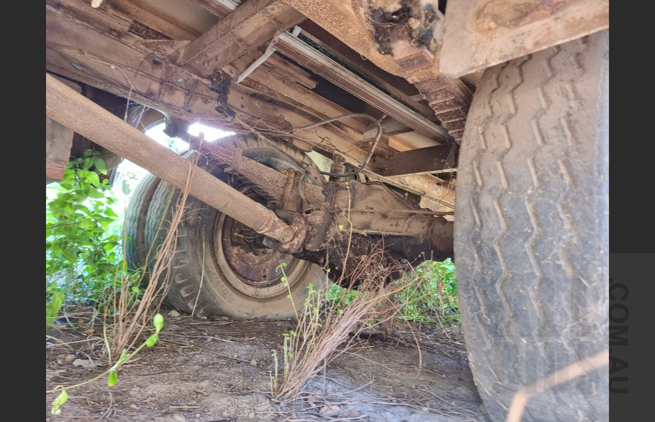 Circa 1950's BMC 345FG 4x4 Bus / Motorhome  - Project Vehicle