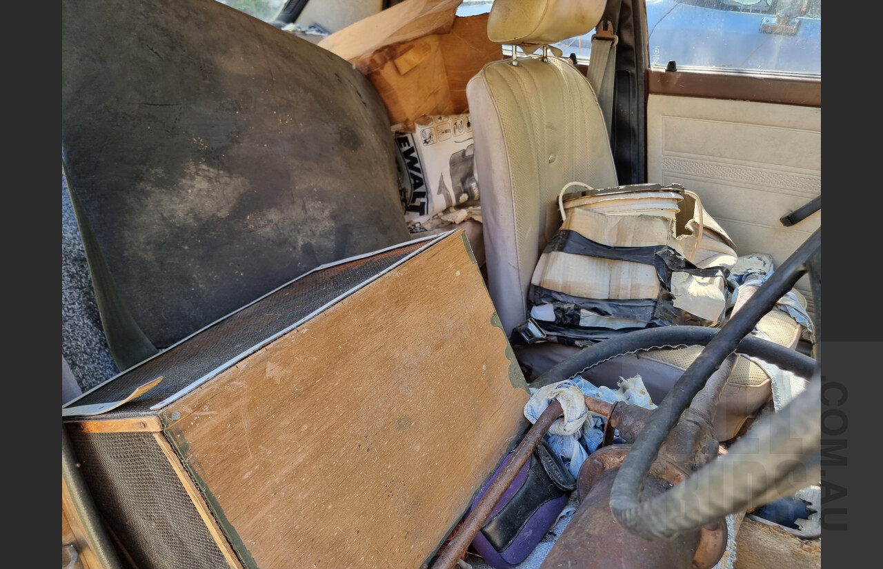 6/1974 Datsun 180b GL 4d Sedan Brown 1.8L - Project Car