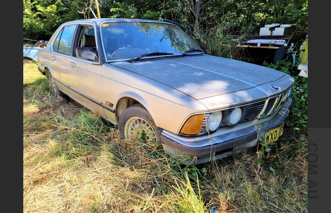 12/1985 BMW E23 735i Executive 4d Sedan Gold 3.4L - Project Car