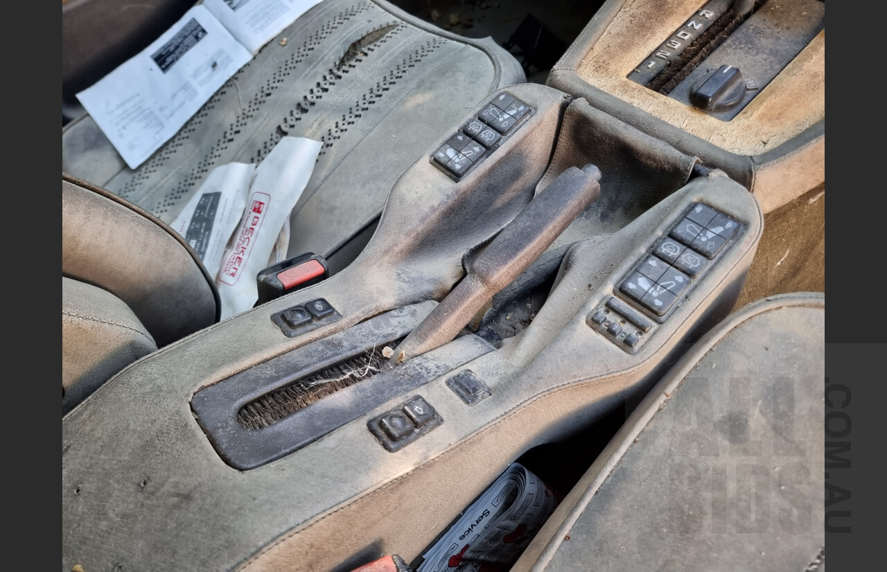 12/1985 BMW E23 735i Executive 4d Sedan Gold 3.4L - Project Car