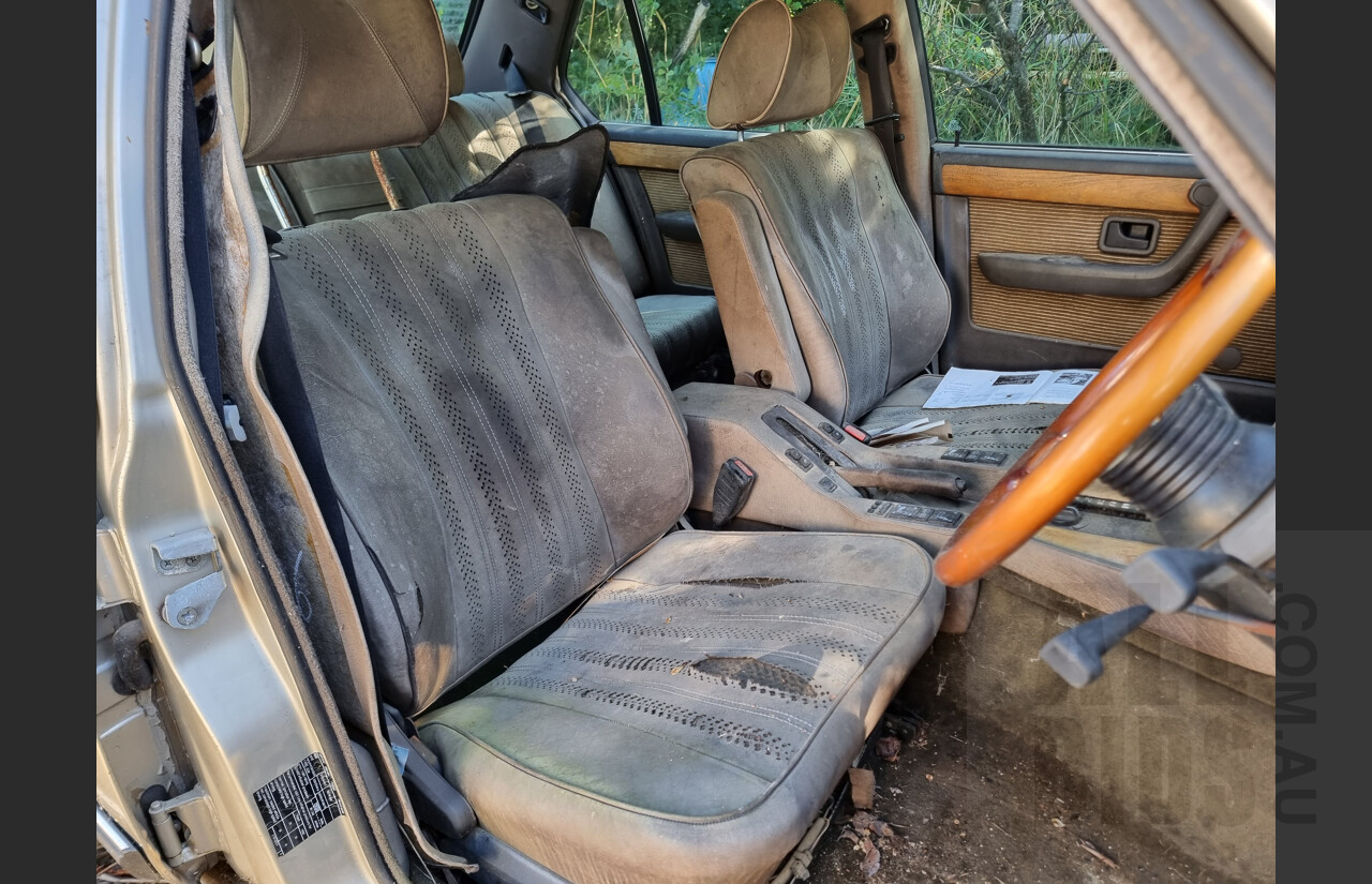 12/1985 BMW E23 735i Executive 4d Sedan Gold 3.4L - Project Car