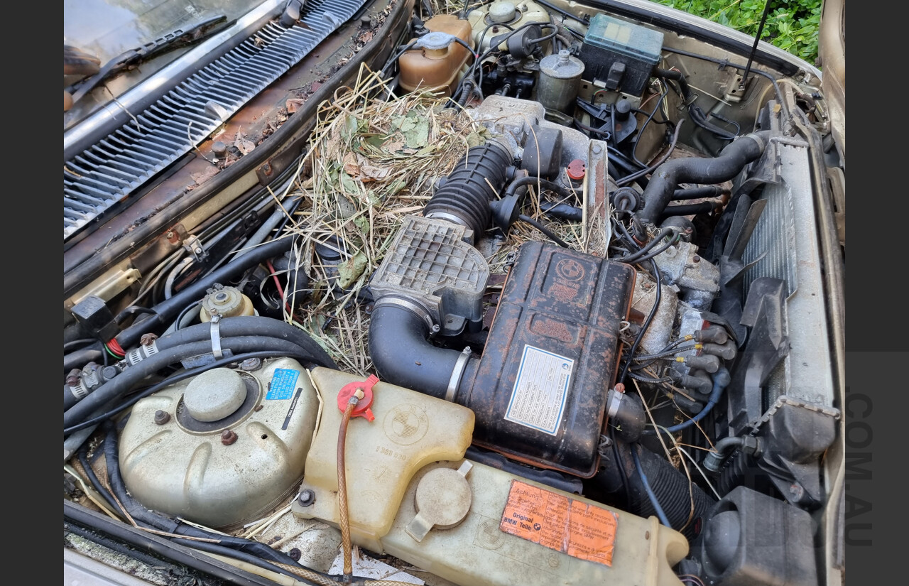 12/1985 BMW E23 735i Executive 4d Sedan Gold 3.4L - Project Car