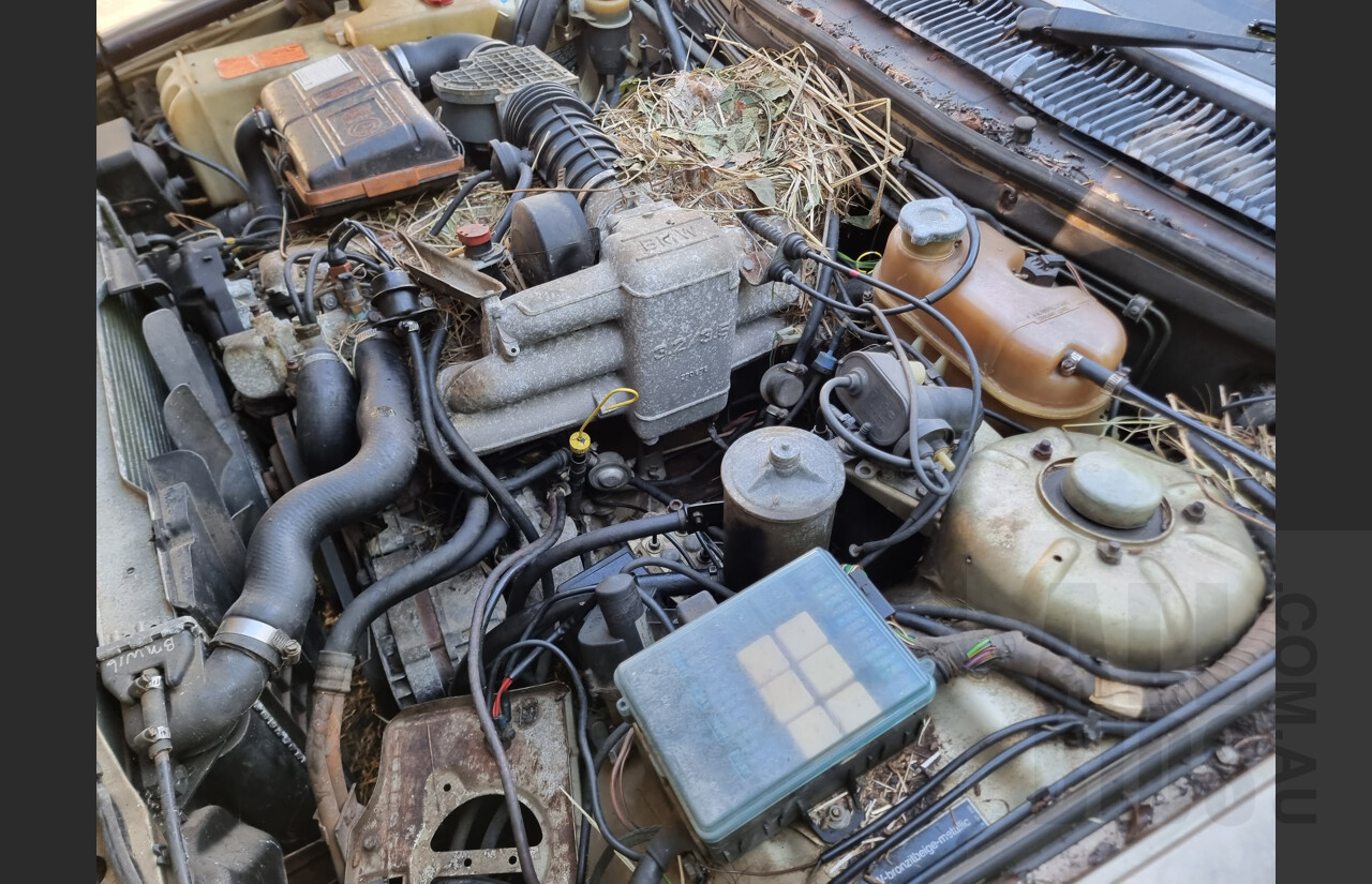 12/1985 BMW E23 735i Executive 4d Sedan Gold 3.4L - Project Car