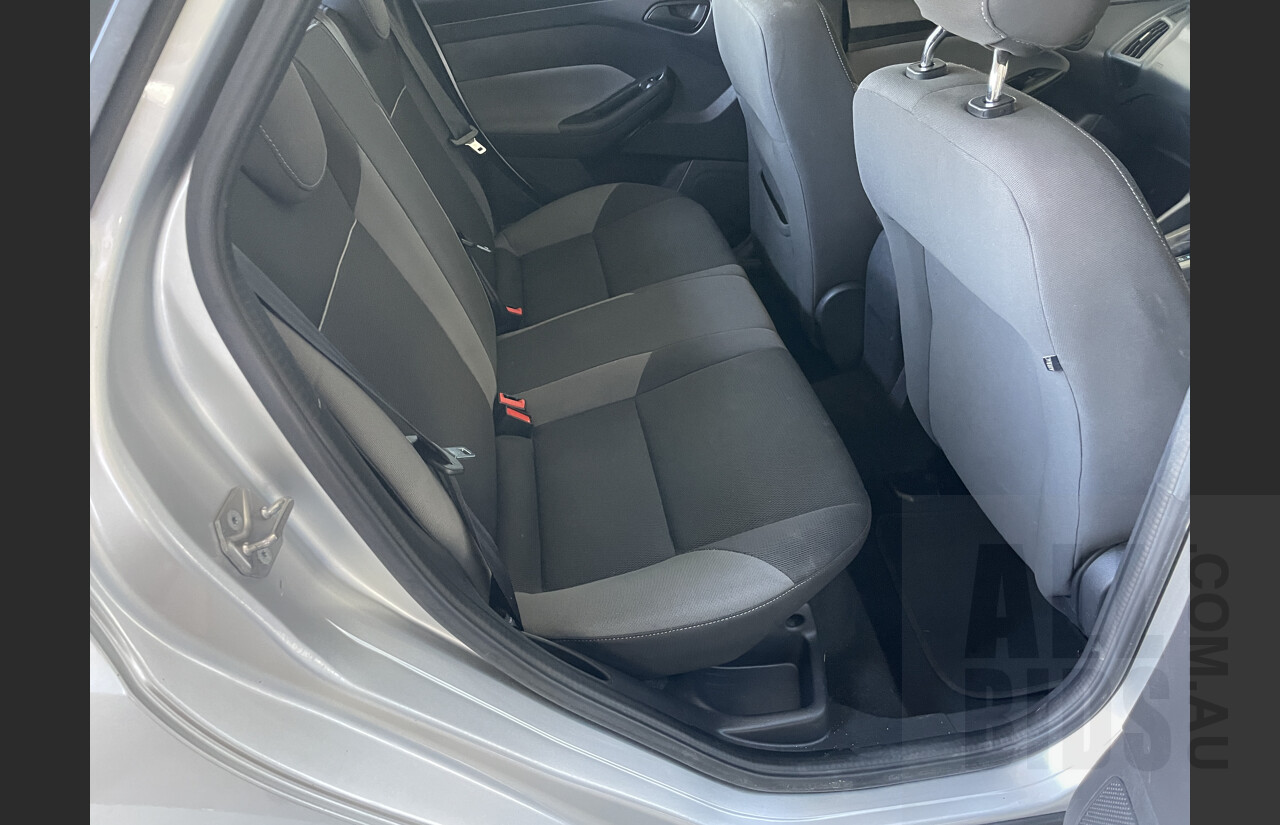 9/2014 Ford Focus Ambiente LW MK2 MY14 5d Hatchback Silver  1.6L
