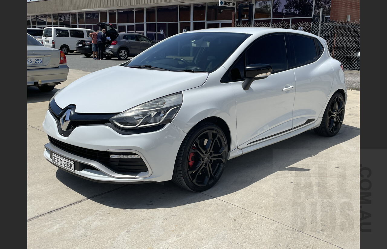 11/2013 Renault Clio RS 200 X98 5d Hatchback White 1.6L
