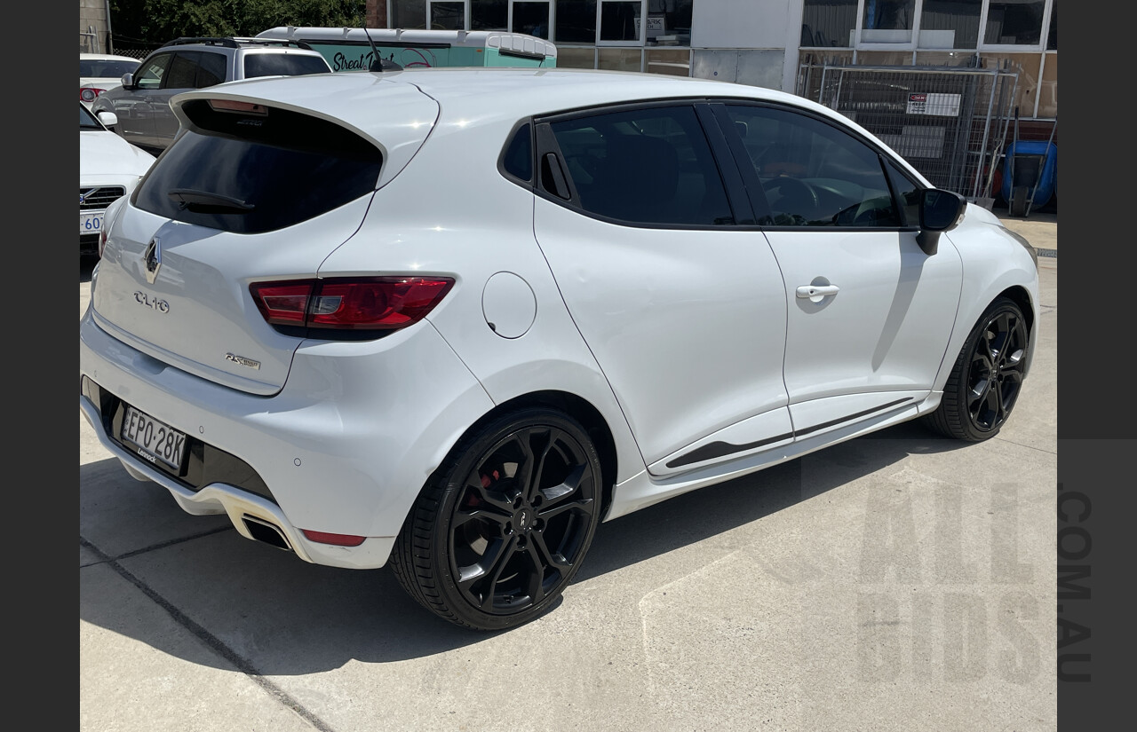 11/2013 Renault Clio RS 200 X98 5d Hatchback White 1.6L