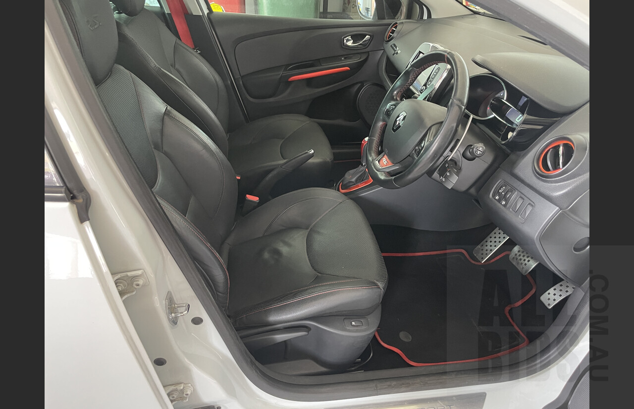 11/2013 Renault Clio RS 200 X98 5d Hatchback White 1.6L