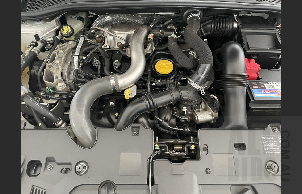 11/2013 Renault Clio RS 200 X98 5d Hatchback White 1.6L