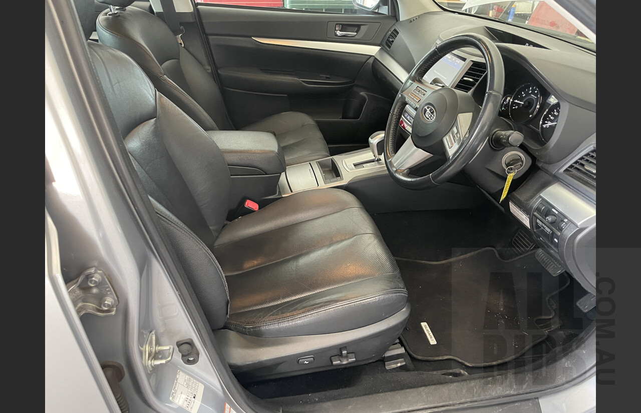 6/2012 Subaru Outback 2.5i Premium MY13 4d Wagon Silver  2.5L
