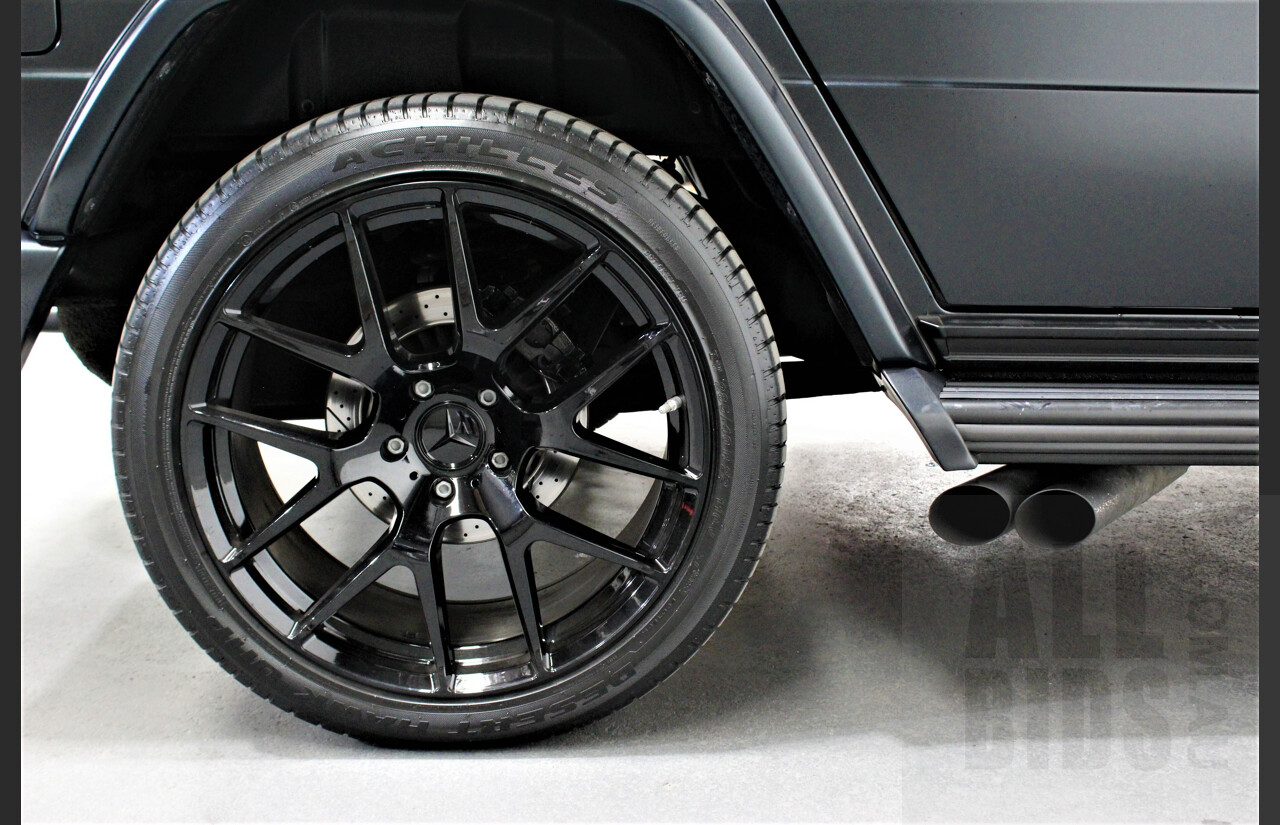 11/2013 Mercedes-Benz G63 AMG 463 MY14 4d Wagon Designo Magno Matte Black 5.5L Bi-Turbo V8