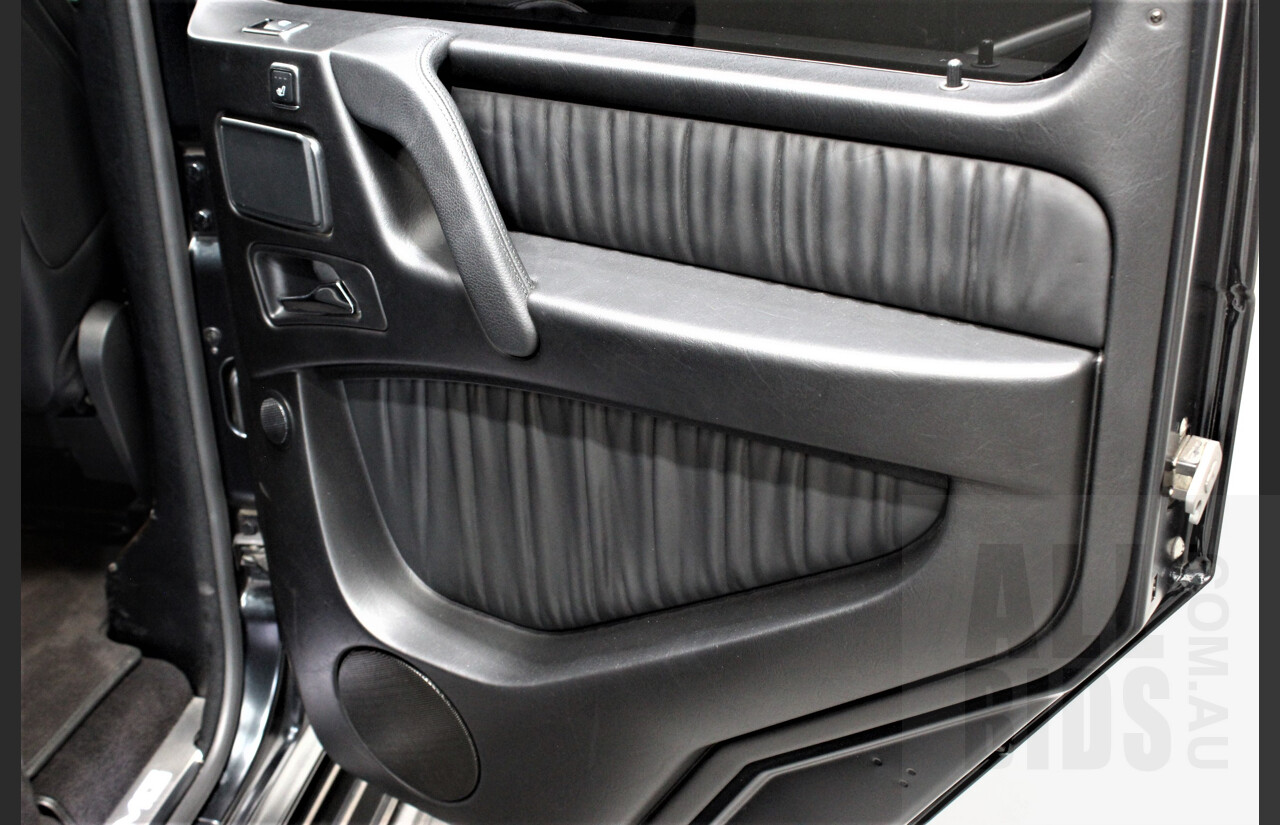 11/2013 Mercedes-Benz G63 AMG 463 MY14 4d Wagon Designo Magno Matte Black 5.5L Bi-Turbo V8