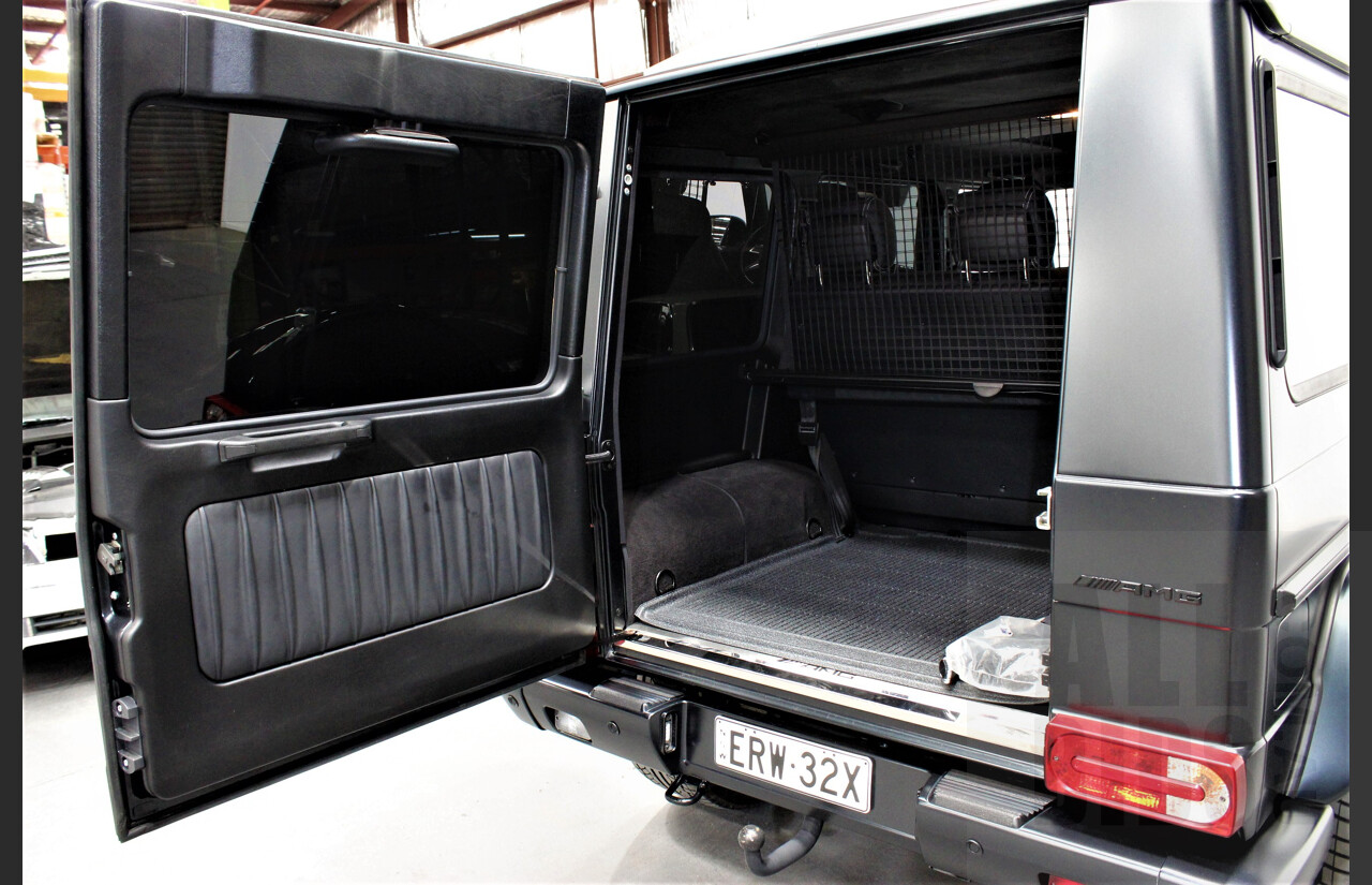 11/2013 Mercedes-Benz G63 AMG 463 MY14 4d Wagon Designo Magno Matte Black 5.5L Bi-Turbo V8