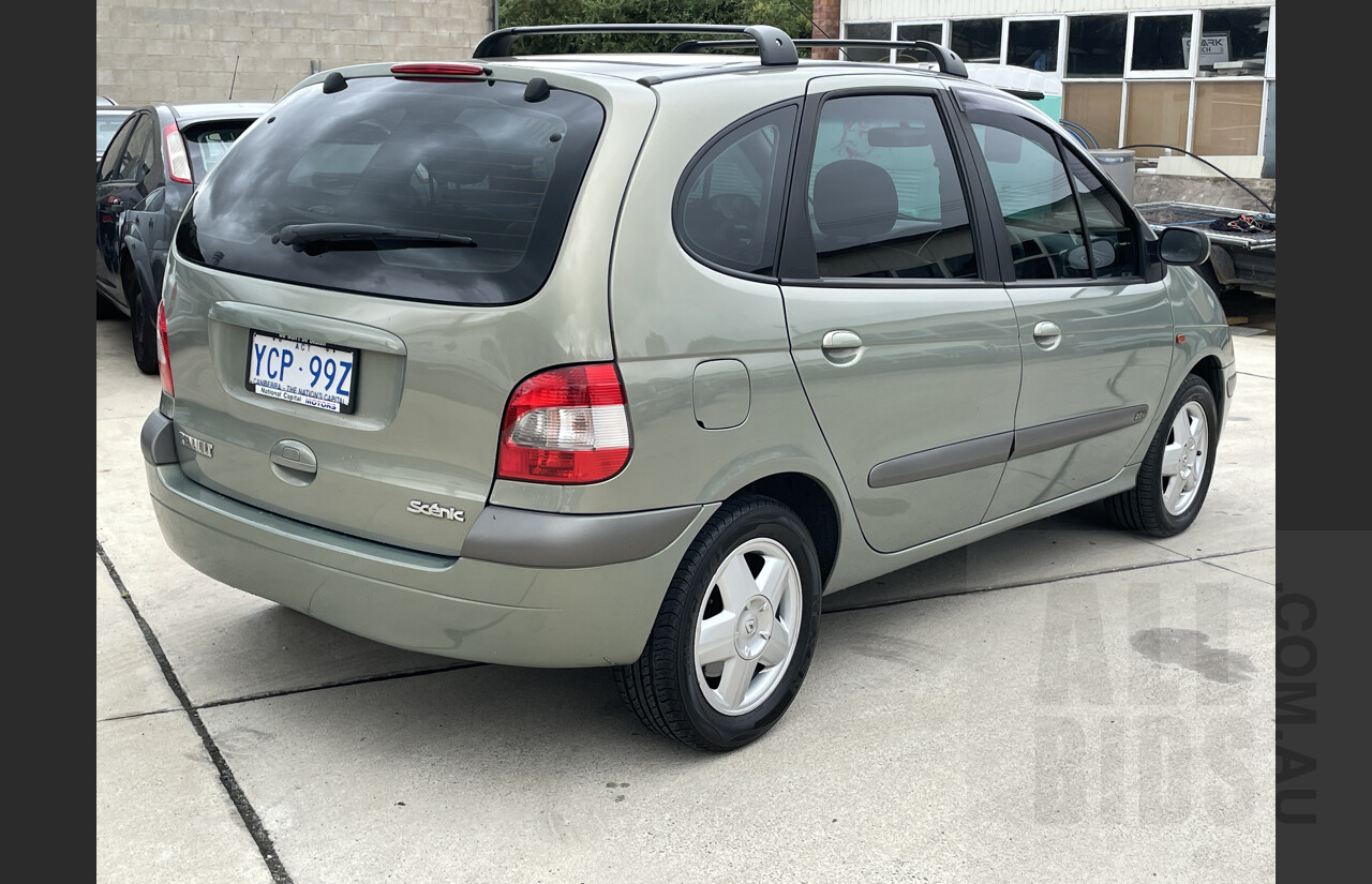 11/2003 Renault Scenic Dynamique  4d Wagon Green 2.0L