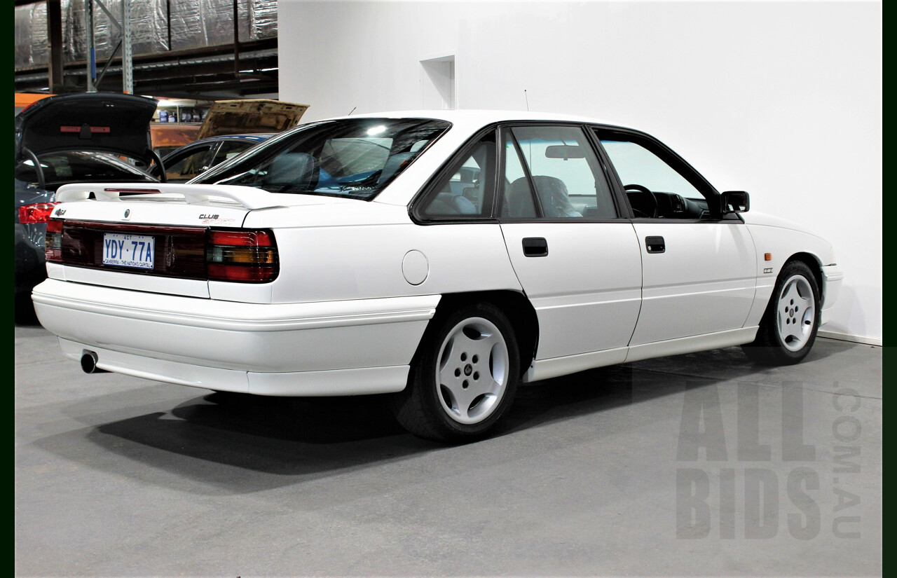 Holden HSV Clubsport VP 4d Sedan White 5.0L V8 Manual