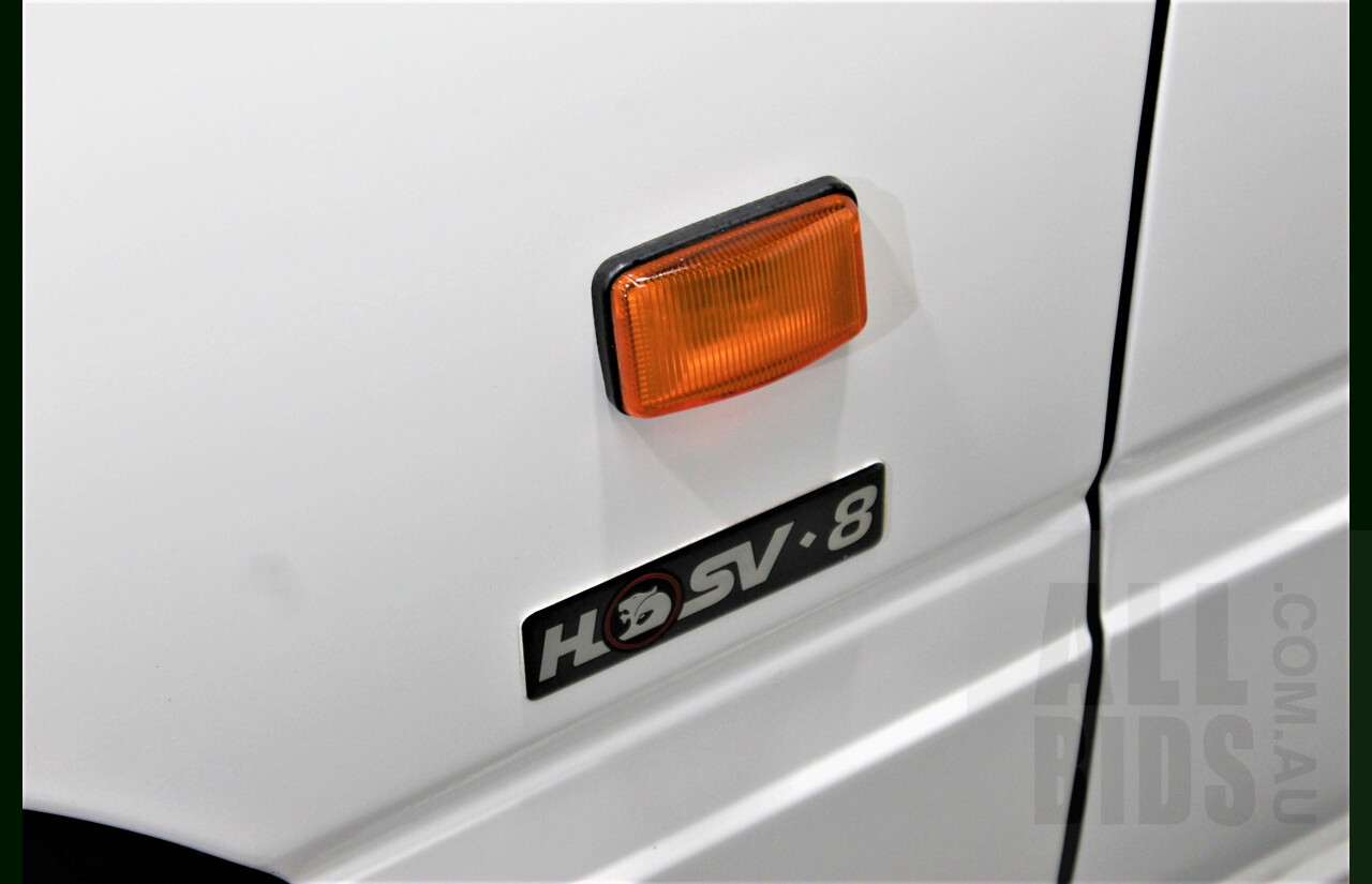 Holden HSV Clubsport VP 4d Sedan White 5.0L V8 Manual