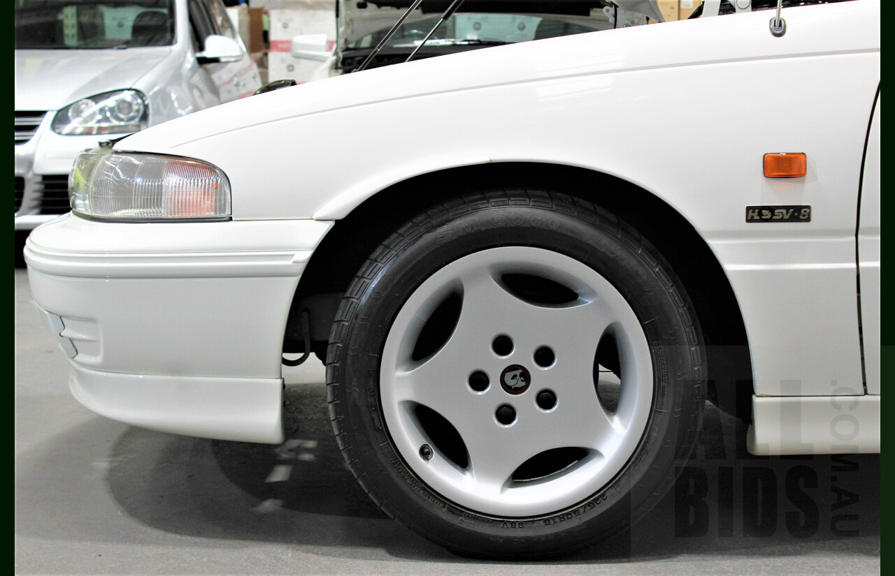 Holden HSV Clubsport VP 4d Sedan White 5.0L V8 Manual