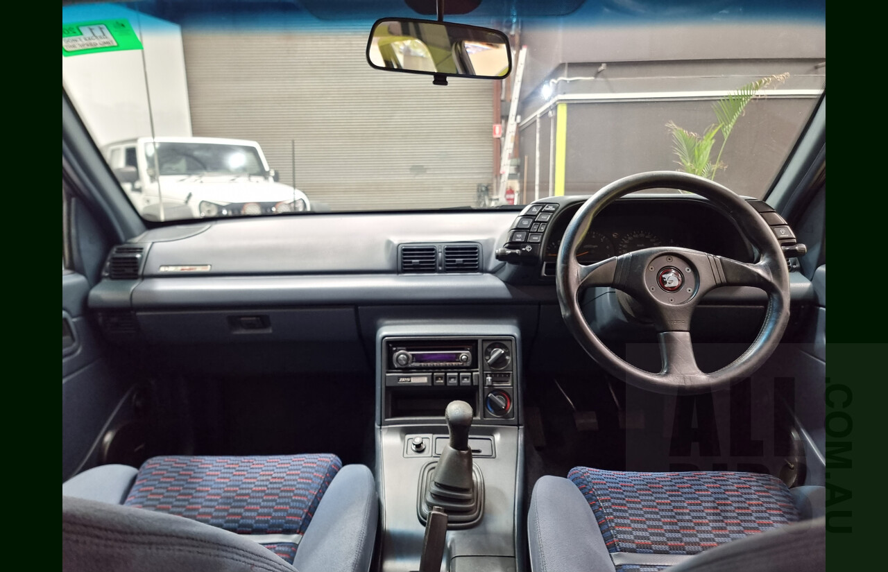 Holden HSV Clubsport VP 4d Sedan White 5.0L V8 Manual