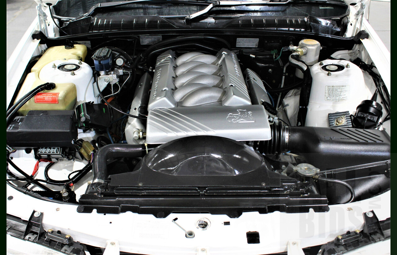 Holden HSV Clubsport VP 4d Sedan White 5.0L V8 Manual