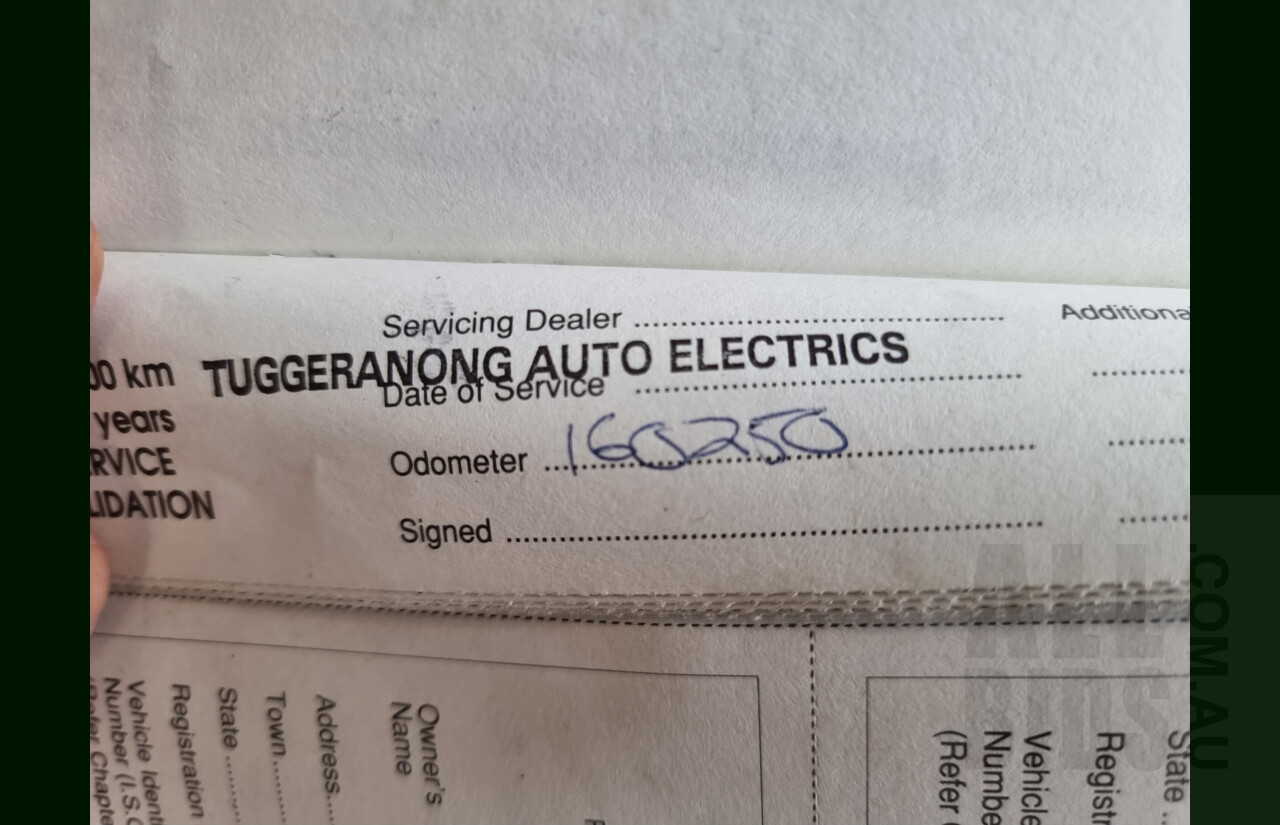 Holden HSV Clubsport VP 4d Sedan White 5.0L V8 Manual