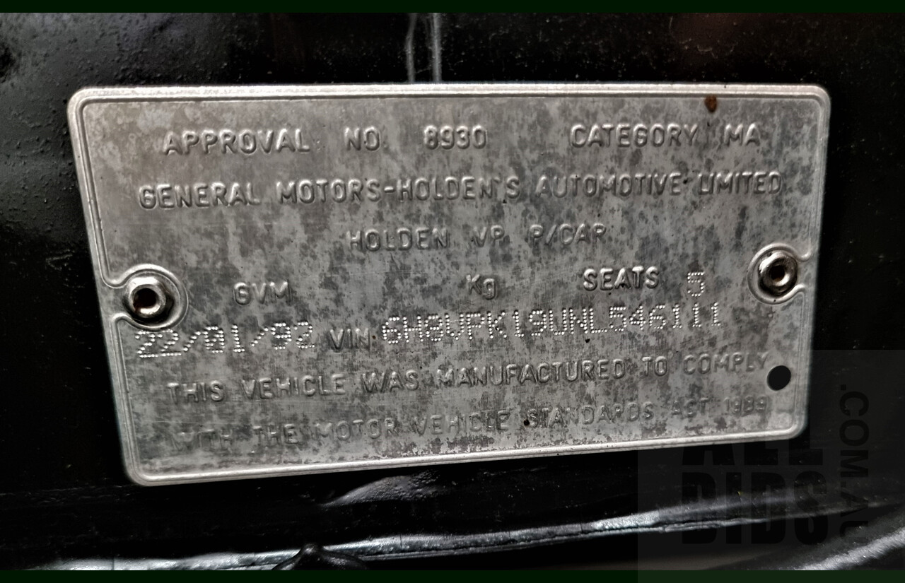 Holden HSV Clubsport VP 4d Sedan White 5.0L V8 Manual