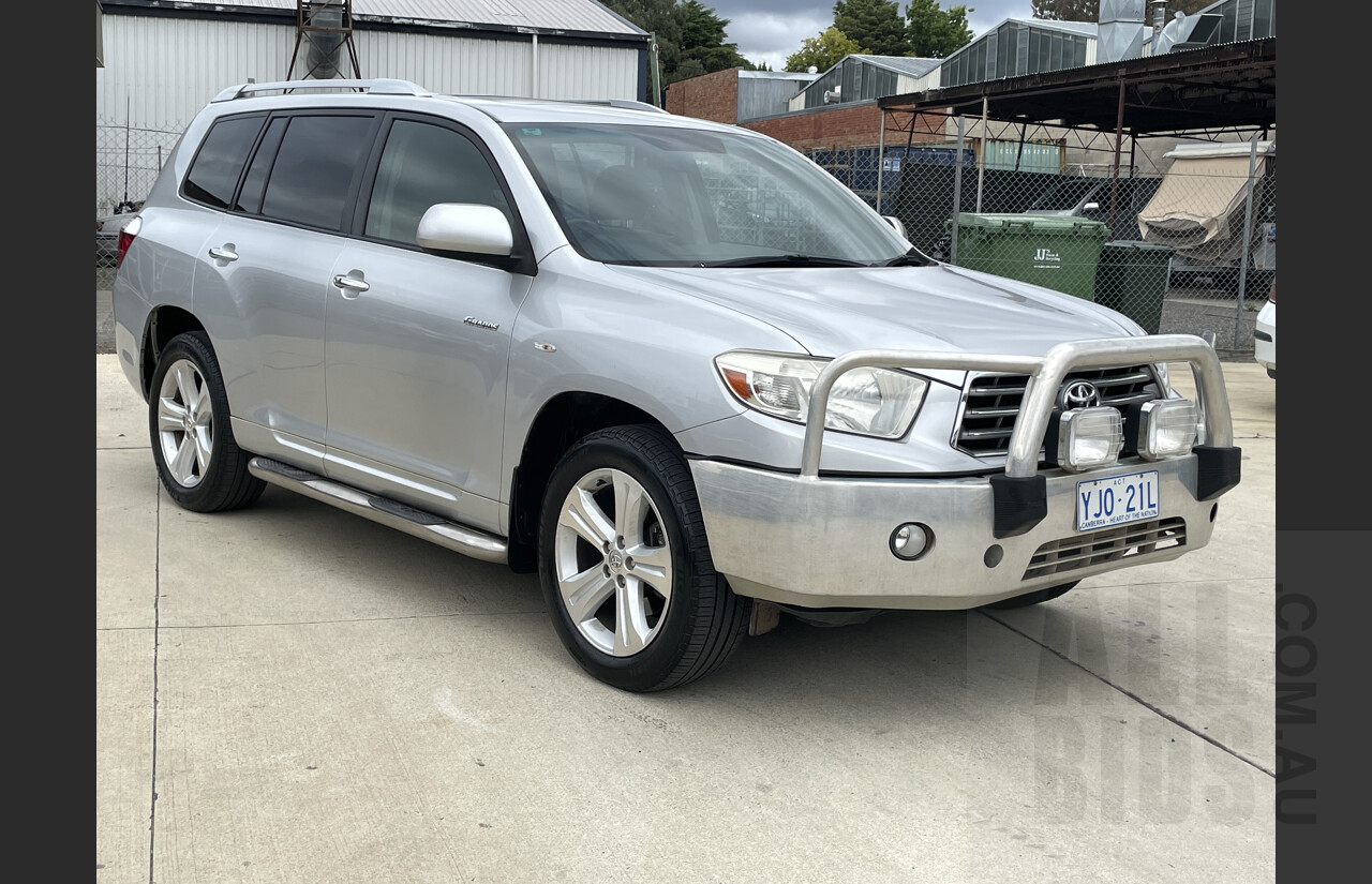 10/2009 Toyota Kluger Grande (4x4) GSU45R 4d Wagon Silver 3.5L