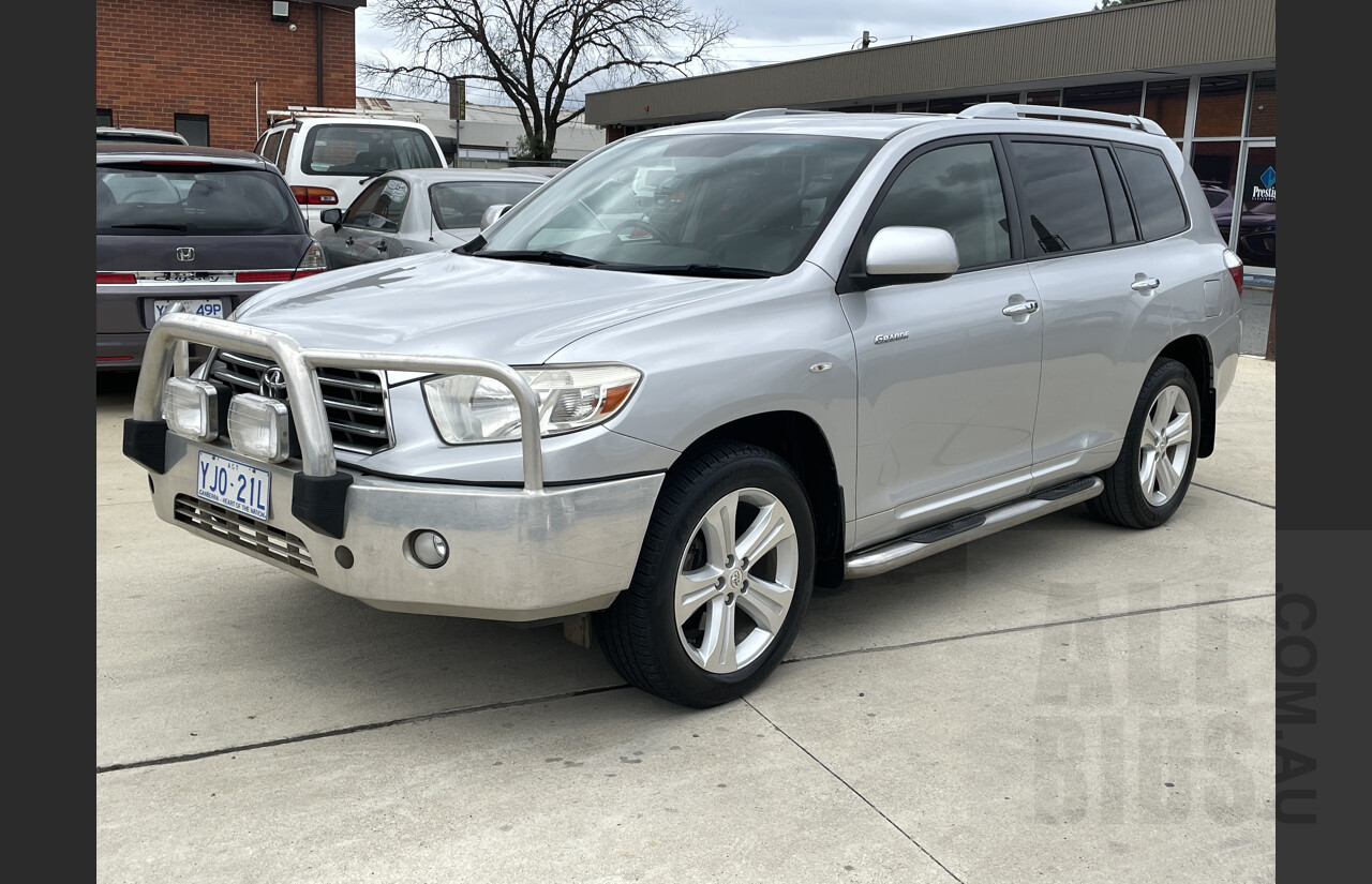 10/2009 Toyota Kluger Grande (4x4) GSU45R 4d Wagon Silver 3.5L