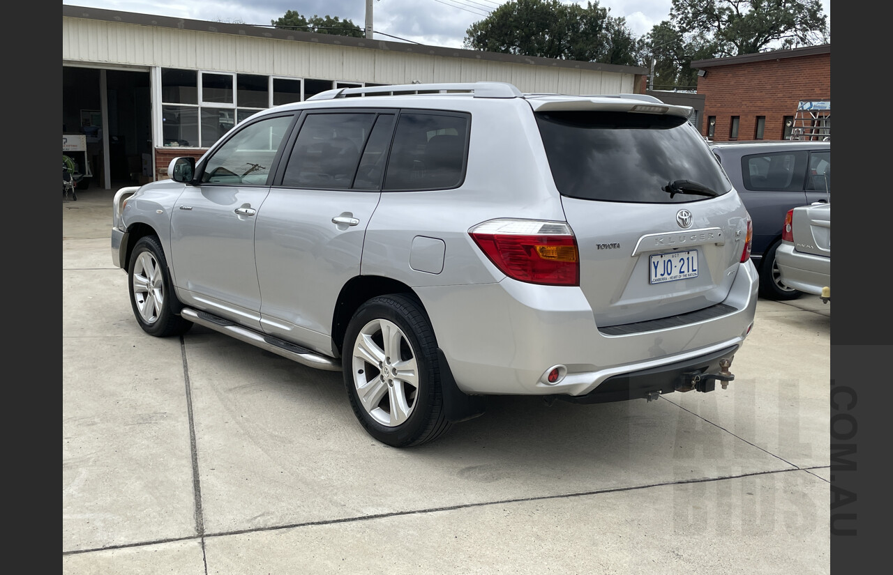 10/2009 Toyota Kluger Grande (4x4) GSU45R 4d Wagon Silver 3.5L