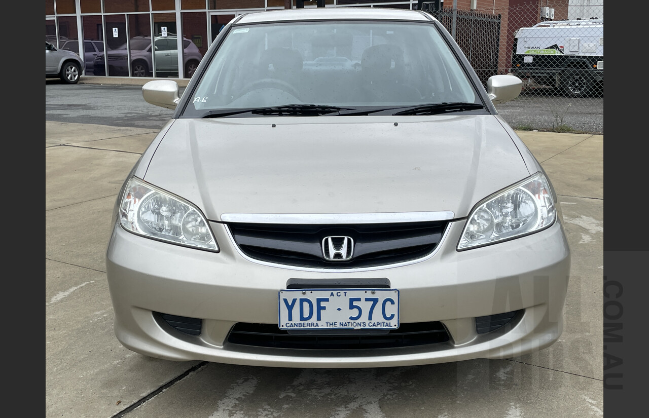 5/2004 Honda Civic GLi 7TH GEN 4d Sedan Beige 1.7L