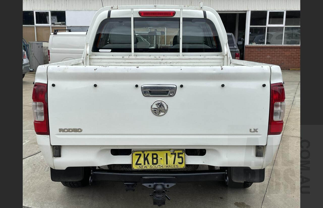 6/2004 Holden Rodeo LX RA Crew Cab P/up White 3.0L
