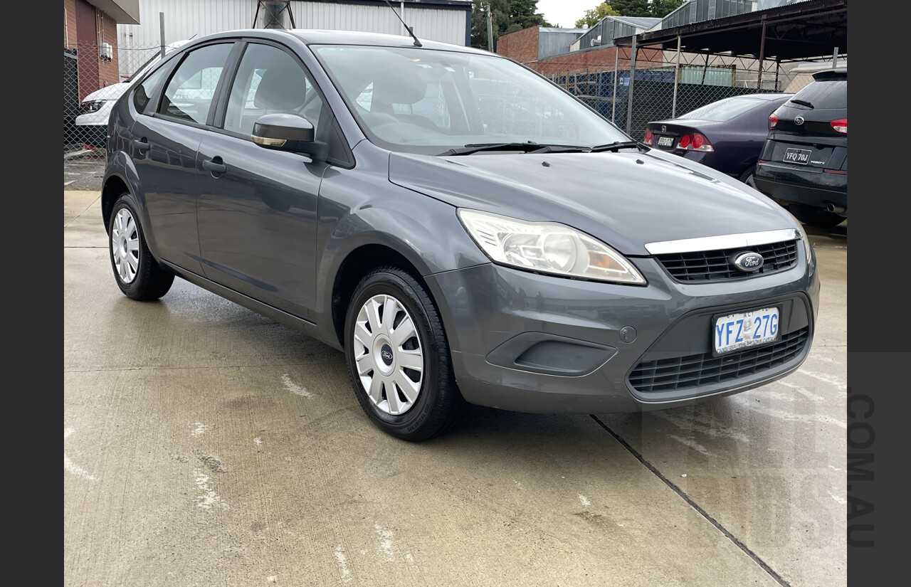 7/2009 Ford Focus CL LV 4d Sedan Grey 2.0L