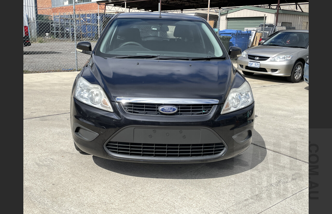 10/2009 Ford Focus CL LV 5D Hatchback  Black 2.0L