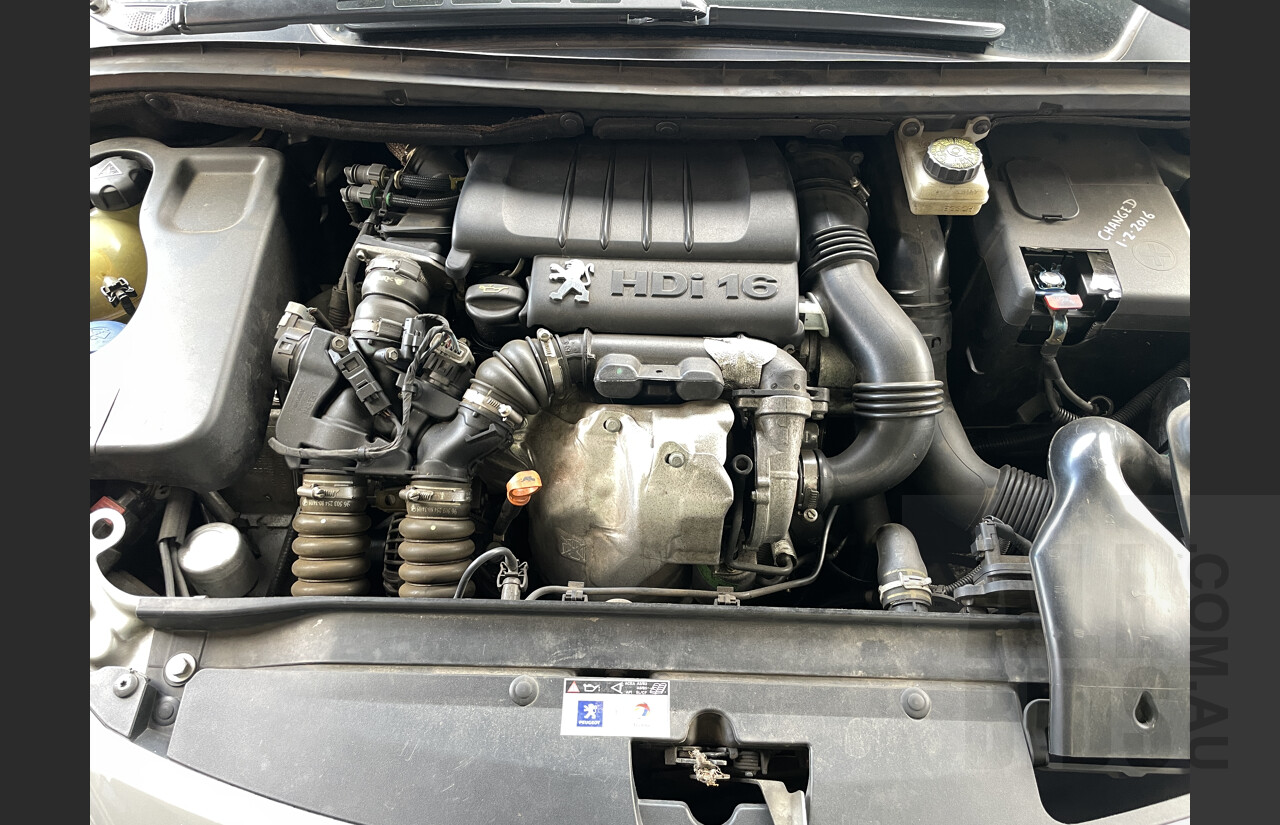 11/2005 Peugeot 307 XS HDi 1.6 MY06 UPGRADE 5d Hatchback Silver  1.6L