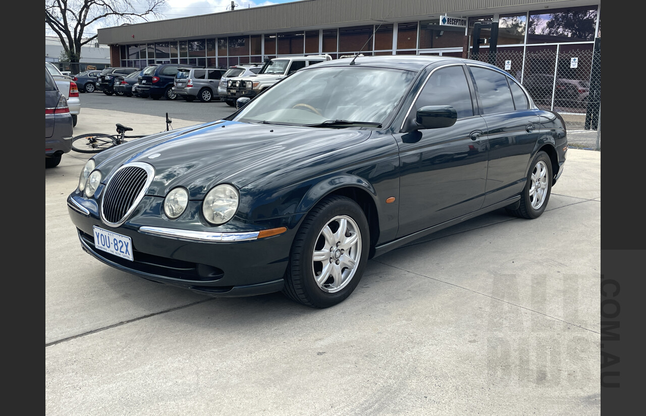 6/2001 Jaguar S Type V6 MY01 4d Sedan Green 3.0L