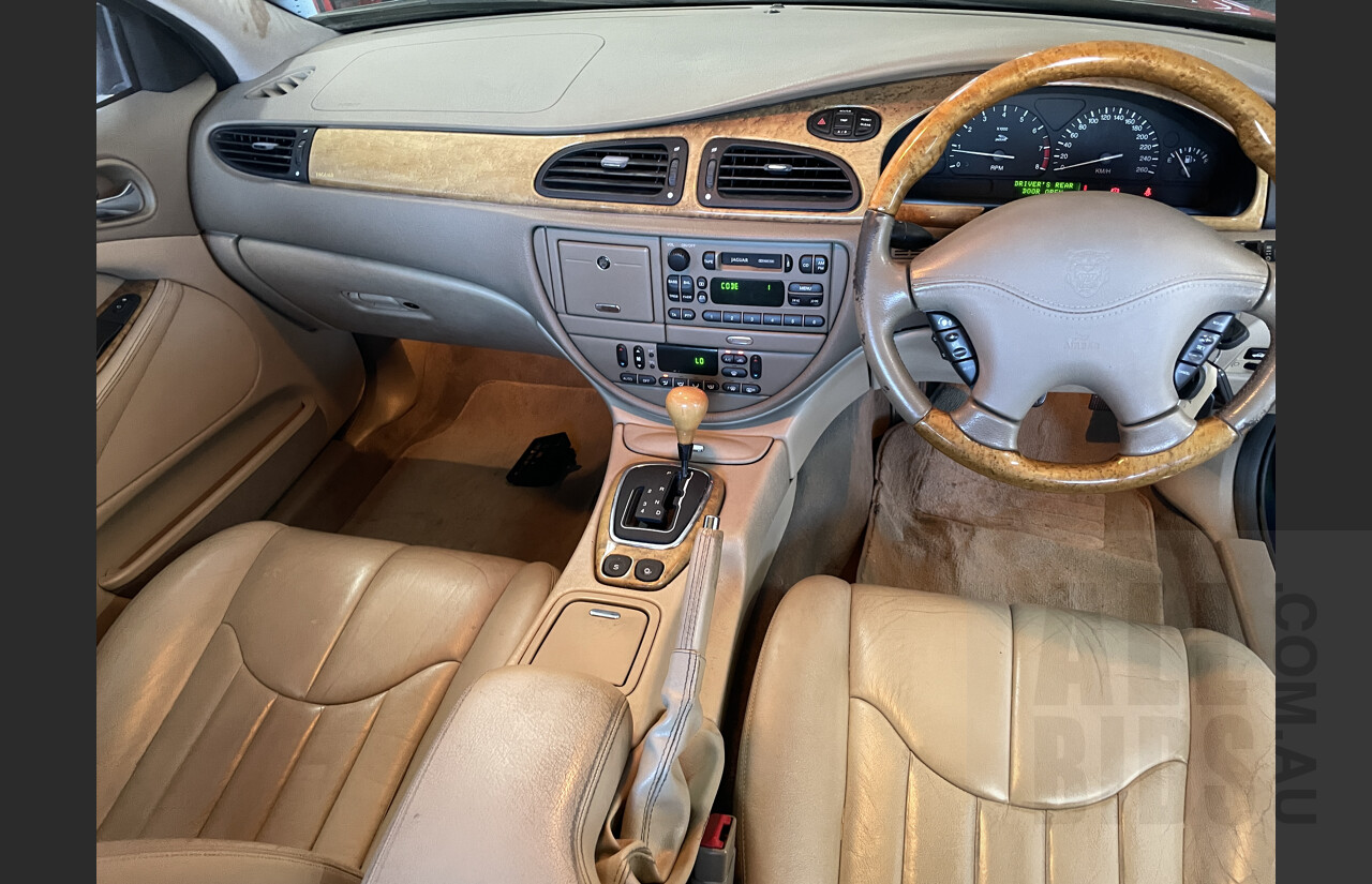 6/2001 Jaguar S Type V6 MY01 4d Sedan Green 3.0L