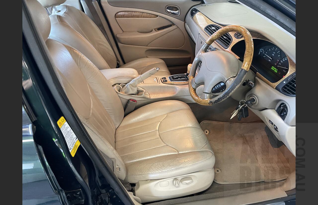 6/2001 Jaguar S Type V6 MY01 4d Sedan Green 3.0L