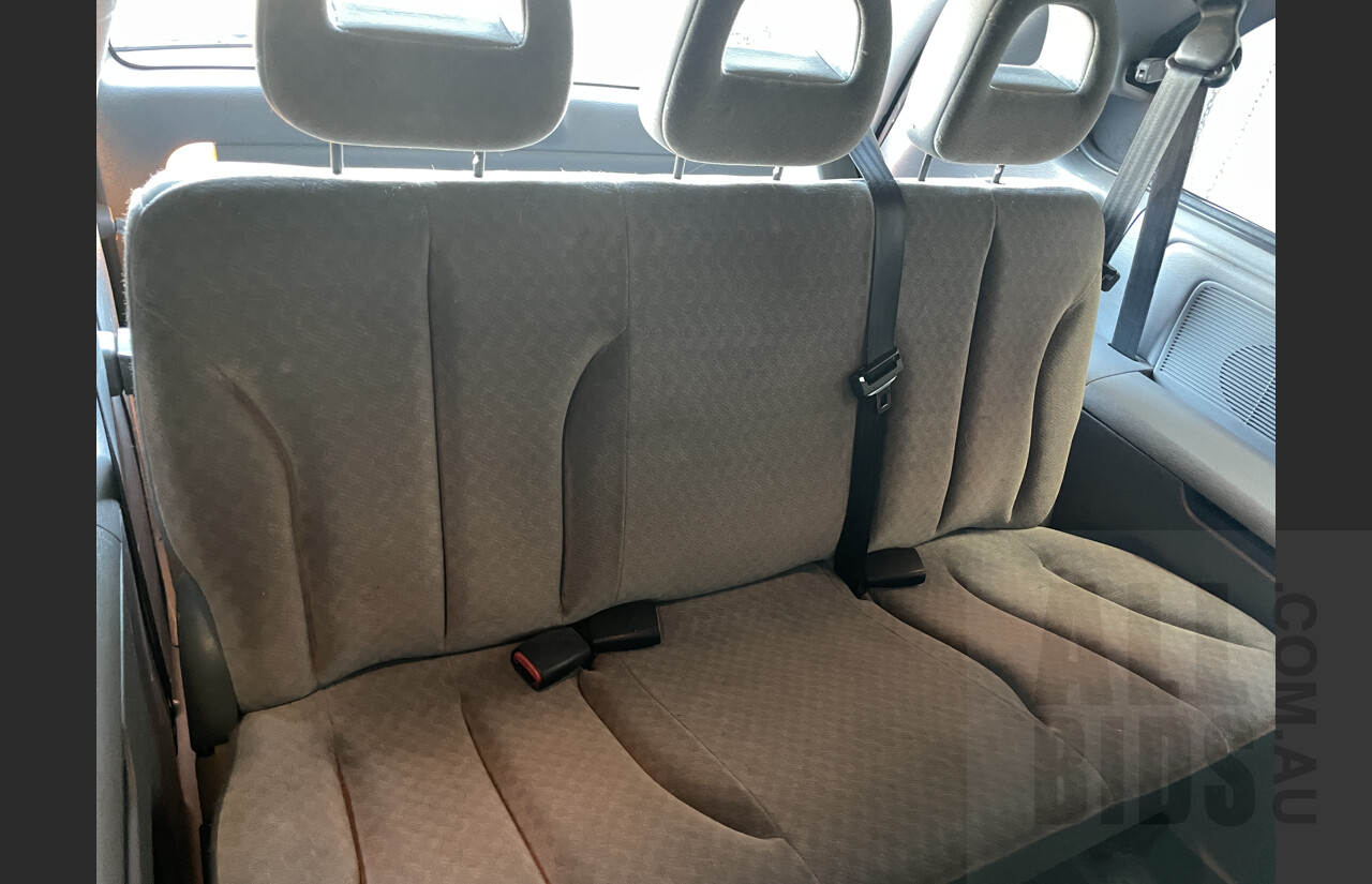 7/2004 Chrysler Voyager LX RG 05 UPGRADE 4d Wagon Blue 3.3L