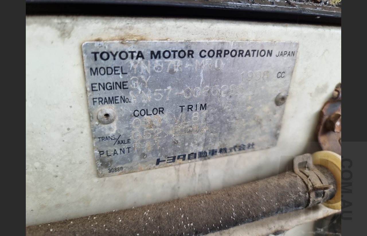 7/1986 Toyota Hilux YN57 2d P/up White 2.0L