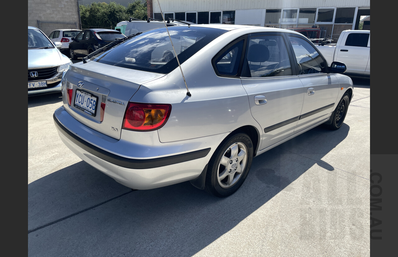 8/2003 Hyundai Elantra GLS XD 4d Sedan Silver 2.0L