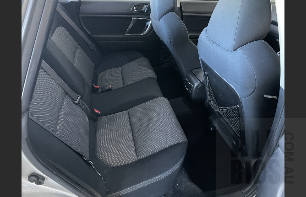 8/2004 Subaru Liberty 2.5i MY04 4d Sedan Silver 2.5L