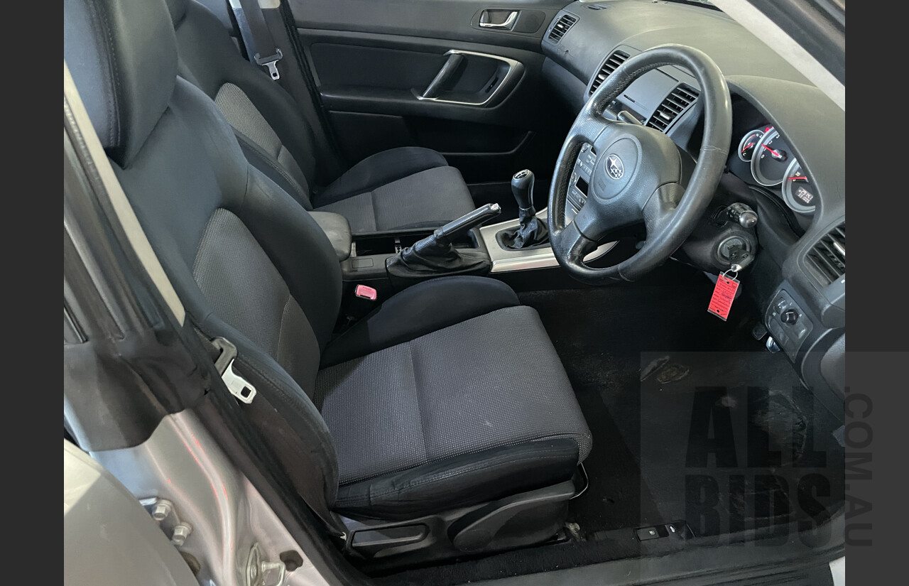 8/2004 Subaru Liberty 2.5i MY04 4d Sedan Silver 2.5L