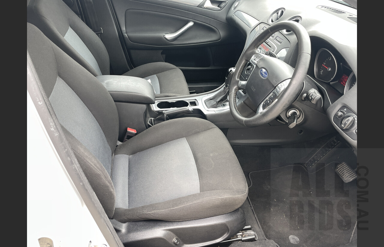 9/2014 Ford Mondeo LX TDCi MC 4d Wagon White 2.0L