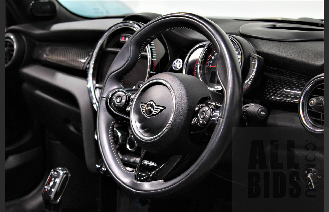 5/2018 Mini Cooper John Cooper Works JCW F57 MY18 2d Roadster Pearl White 2.0L