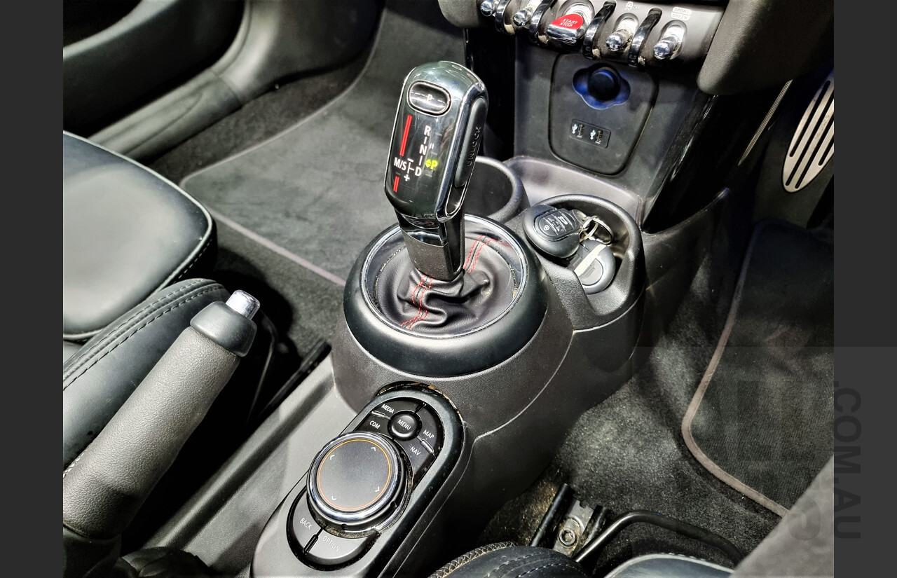 5/2018 Mini Cooper John Cooper Works JCW F57 MY18 2d Roadster Pearl White 2.0L