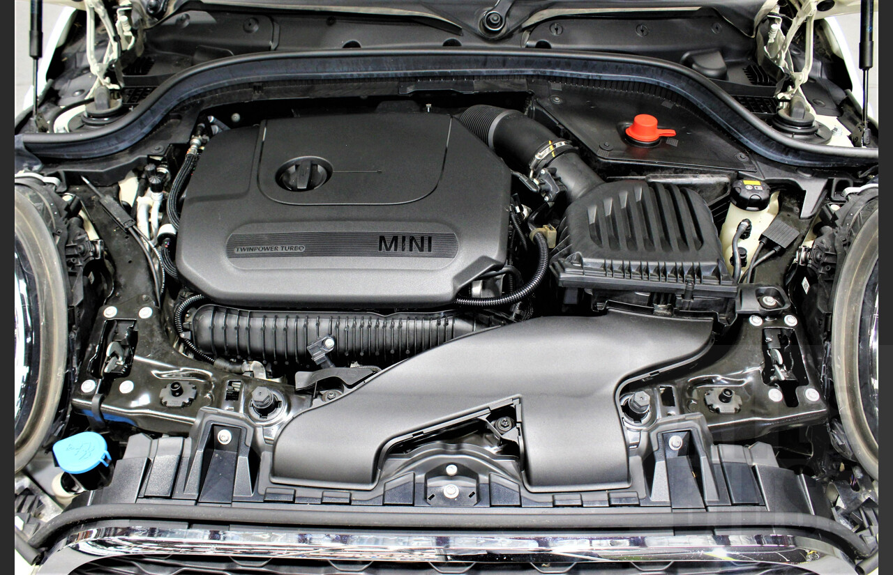 5/2018 Mini Cooper John Cooper Works JCW F57 MY18 2d Roadster Pearl White 2.0L